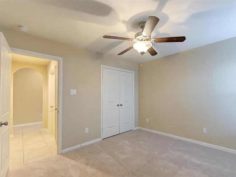 6519 Point Hollow Ln — Photo 14