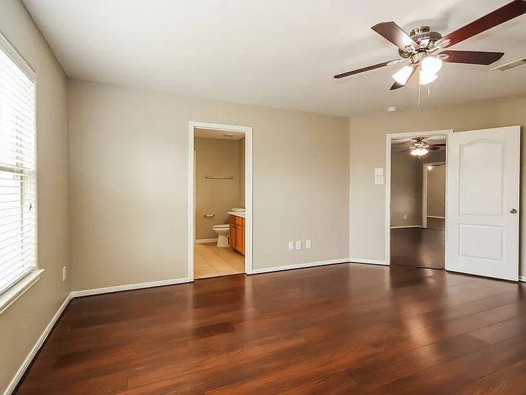 4601 Clemwood Ln — Photo 11