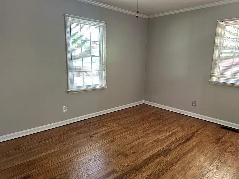2716 McKinney St — Photo 10