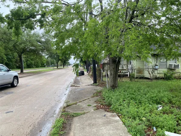 3013 Altoona St, Houston, TX 77026