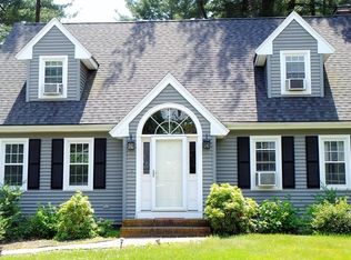 11 Pinebough Ave, North Attleboro, MA 02760