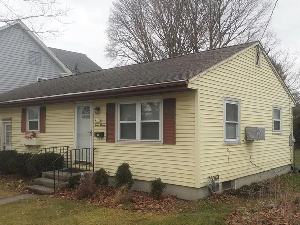 411 Maple St, Annville, PA 17003
