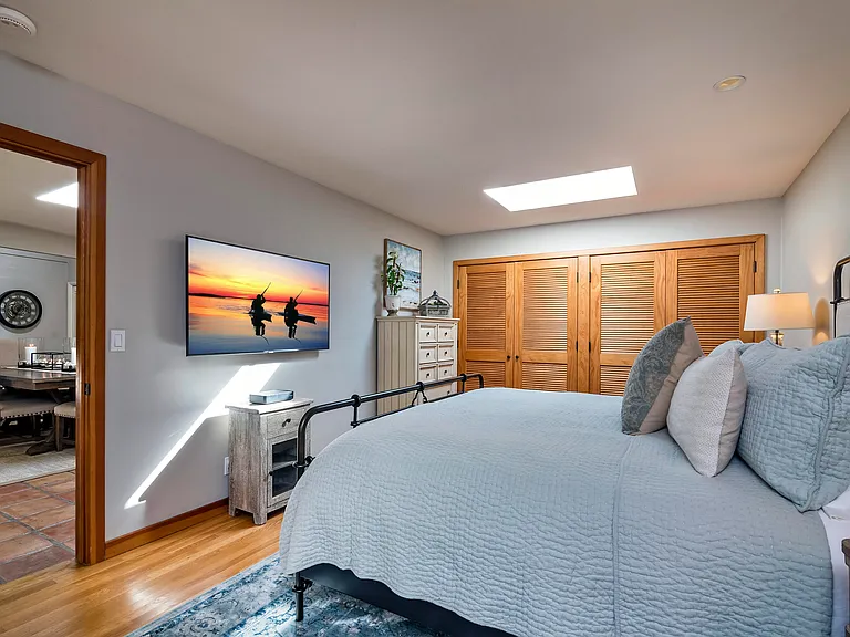 548 San Ysidro Rd #1 — Photo 8