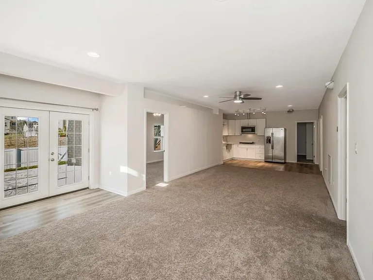 11 Lilac Ct #APP — Photo 8