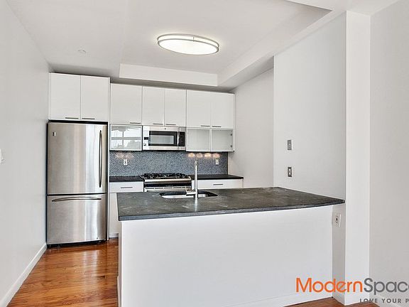 2nd image of 515 49th Ave APT 4M