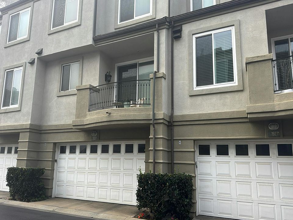 1st image of 19271 Surf Dr