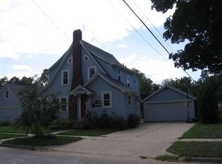 11 N 2nd St, Evansville, WI 53536