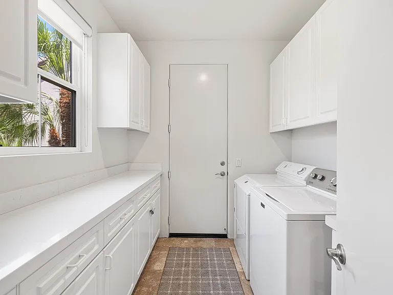 81055 Legends Way — Photo 49