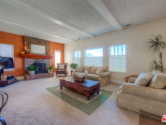 4th image of 3166 Pasadena Ave