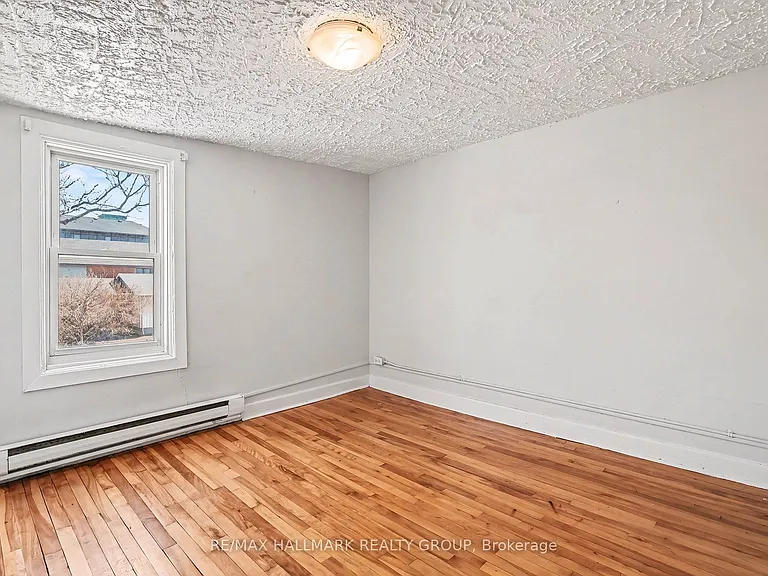 64 Cobourg St #2 — Photo 10