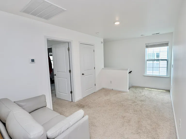 2037 Elmridge Rd — Photo 37