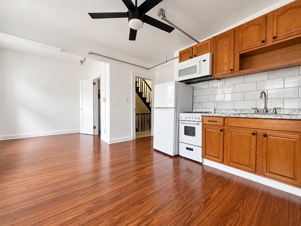 30 Fillmore Pl #2R