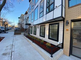 125 Lake St #203, Jersey City, NJ 07306