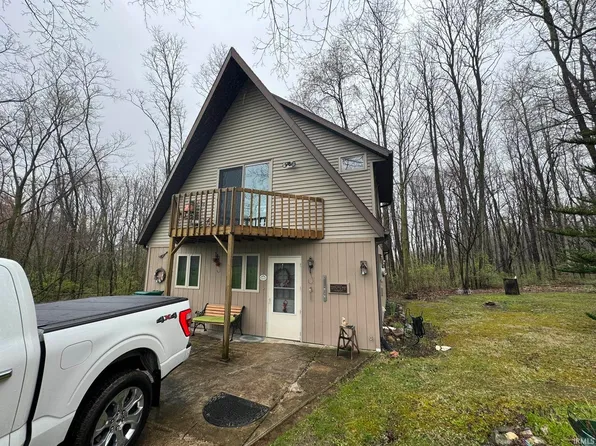 66201 Oak Rd, Lakeville, IN 46536