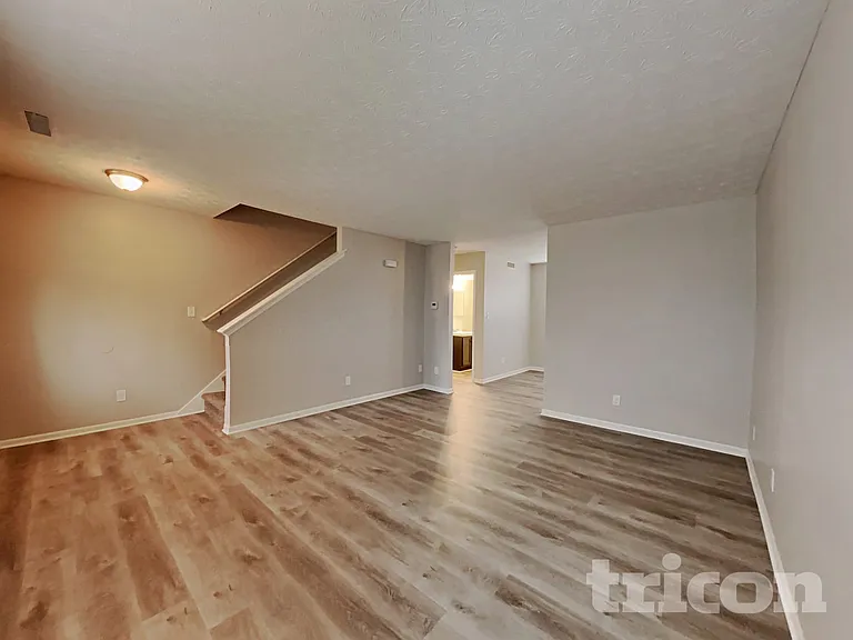 6804 Smithfield Blvd — Photo 3