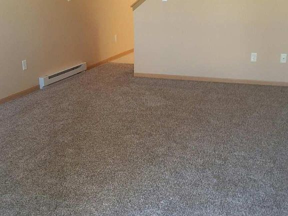 2nd image of 125 Park Ave