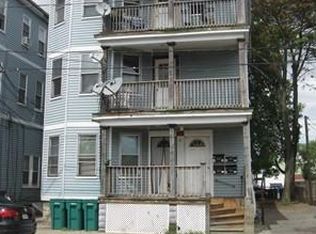 2 Holman St, Attleboro, MA 02703