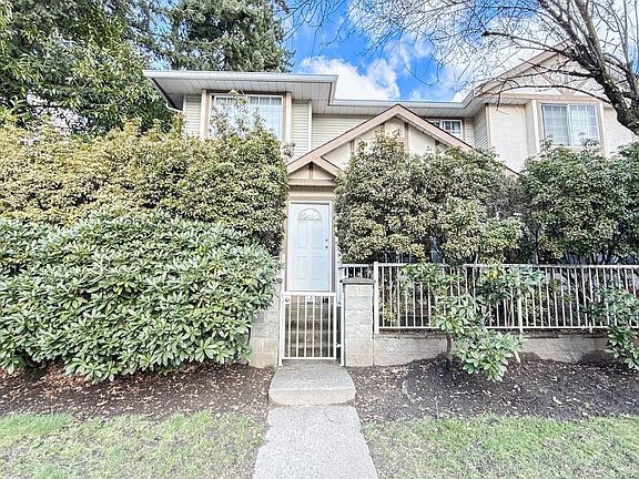 2nd image of 21409 NE Dewdney Trunk Rd #7