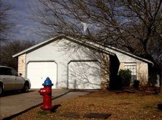 900 Chisholm Trail Cv, Round Rock, TX 78681