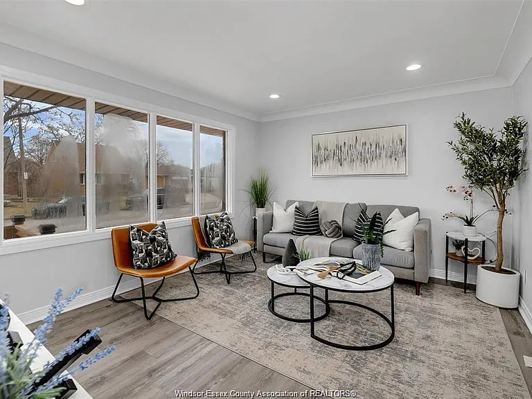 1217 Harrison Ave — Photo 6