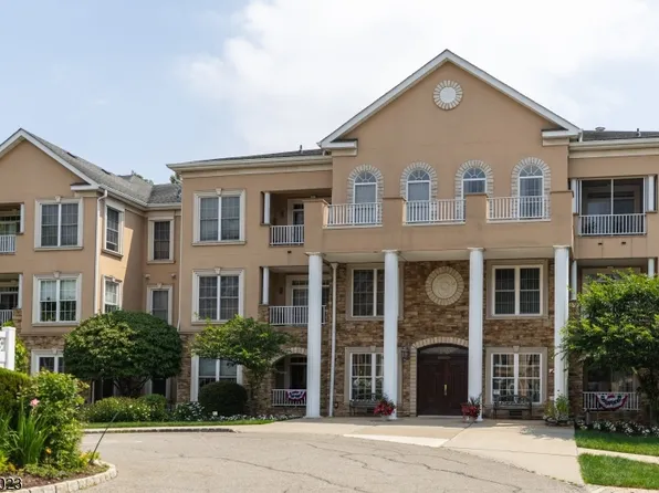 1111 Clinton Ln #111, Rockaway Twp., NJ 07866