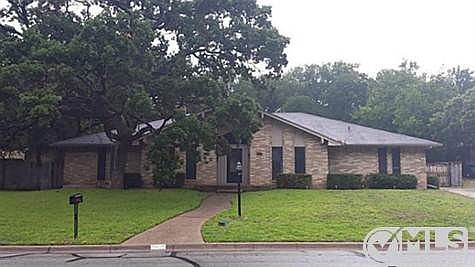 1st image of 1822 Woodside Dr