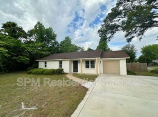 627 Albemarle Rd, Wilmington, NC 28405