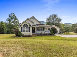 103 Ivey Hayes Rd, Pickens, SC 29671