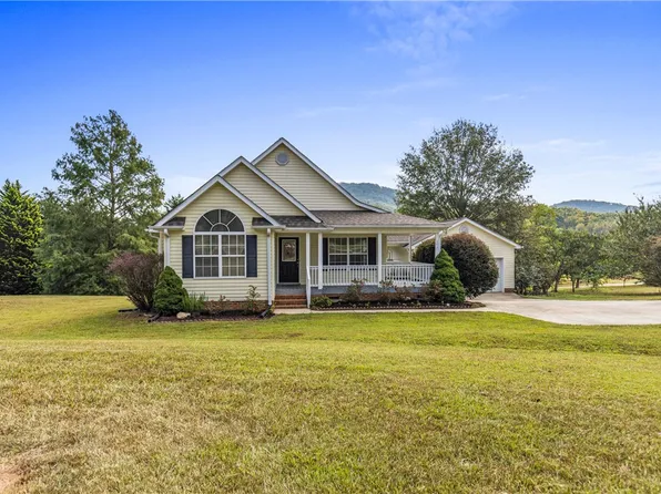 103 Ivey Hayes Rd, Pickens, SC 29671