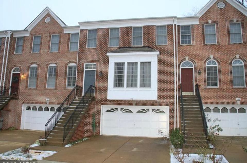 1st image of 120 Shepherdson Ln NE