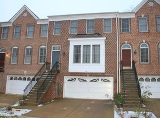 120 Shepherdson Ln NE, Vienna, VA 22180