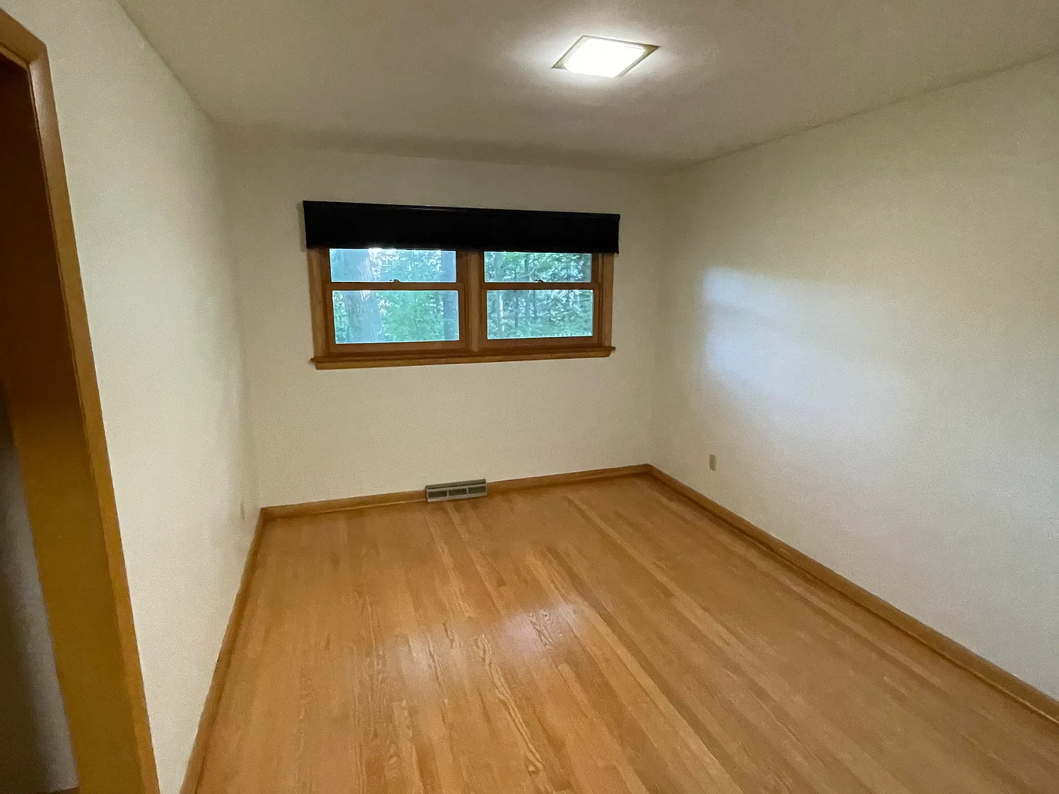 3 bed, 1828 sqft, $2,800 — Photo 4