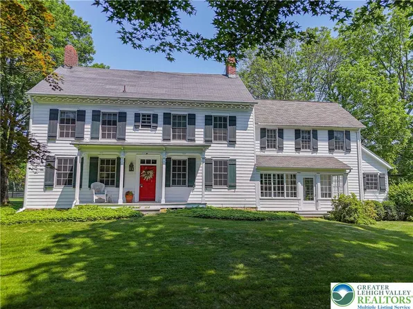 112 Pleasant Grove Rd, Long Valley, NJ 07853