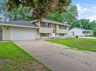 238 Moonlite Dr, Circle Pines, MN 55014