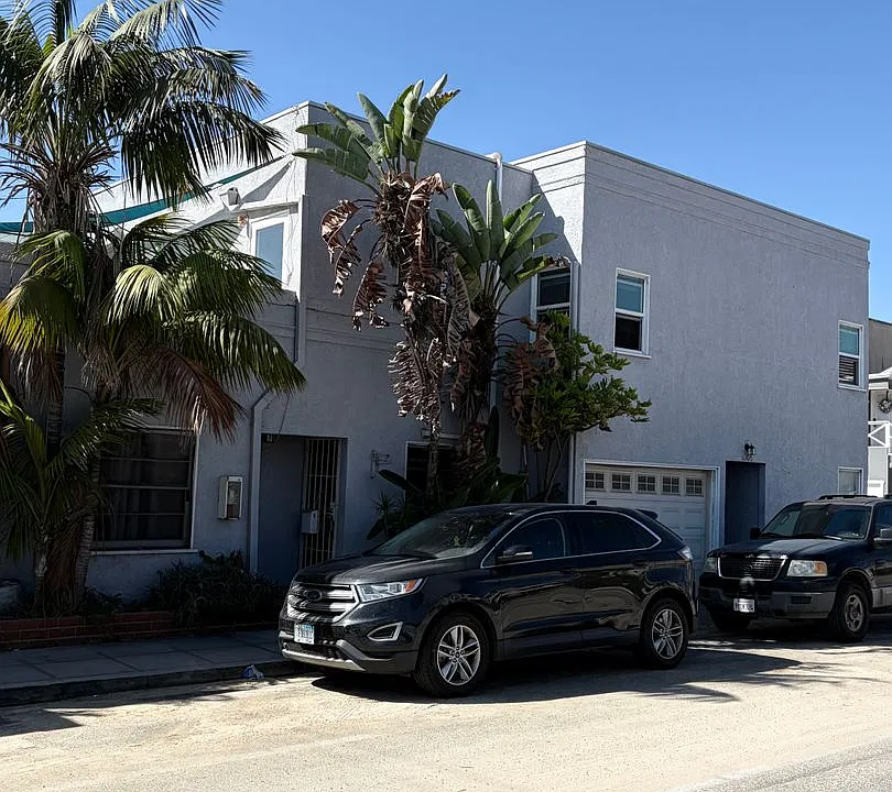 6300 E Ocean Blvd