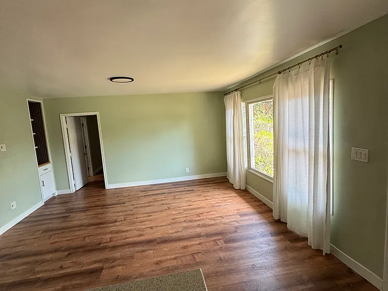 10159 Farragut Dr — Photo 15