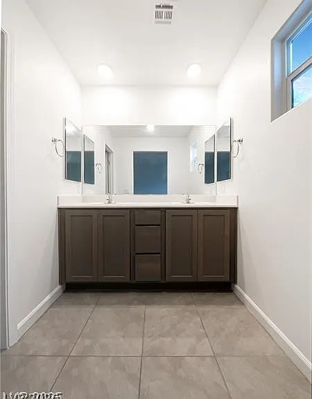 3610 Tripoli Cove Ave — Photo 10