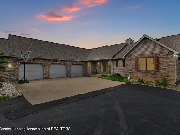 345 Linn Rd, Williamston, MI 48895