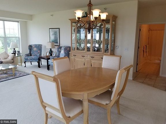 3rd image of 100 Clydesdale Trl APT 205