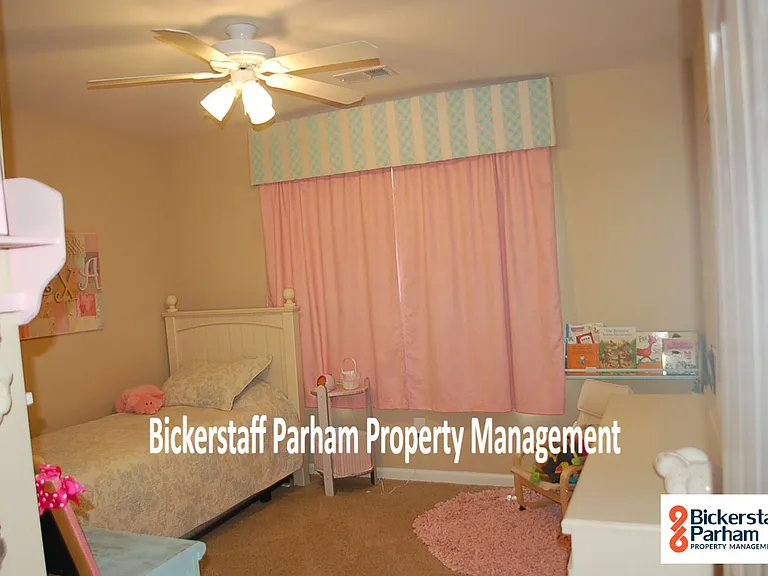 1 Oakwood Dr — Photo 13
