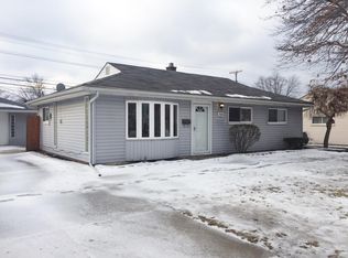 15232 Leland St, Roseville, MI 48066
