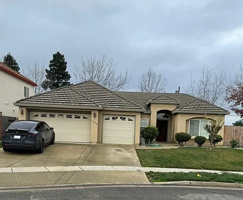 1898 Josephene Way Photo 1