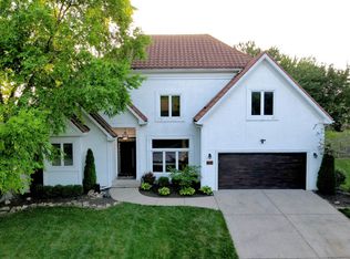 11600 Summit St, Kansas City, MO 64114