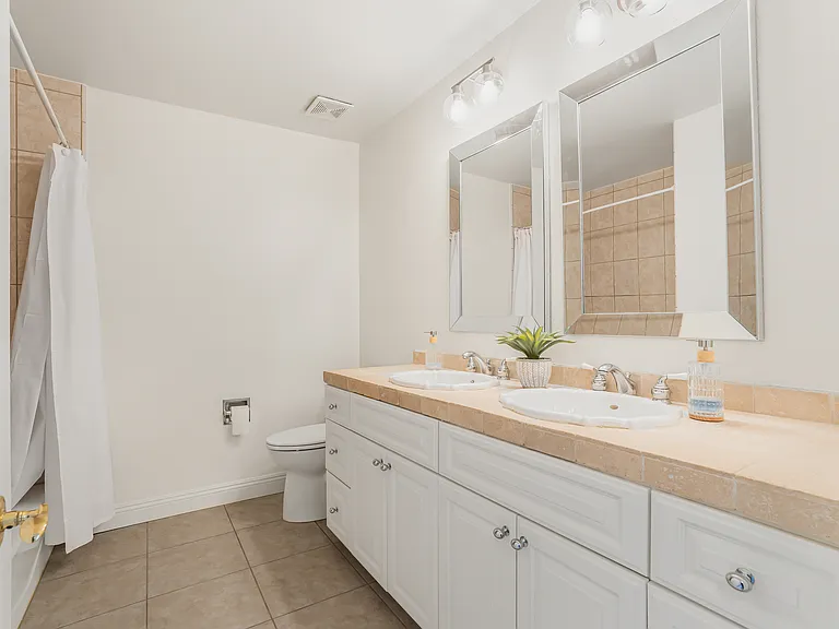 263 Fox Hills Dr — Photo 19
