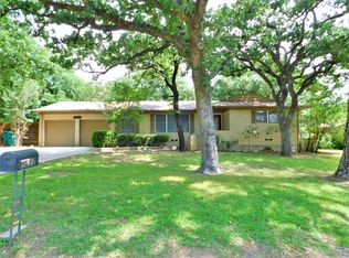 1217 Clover Ln, Denton, TX 76209
