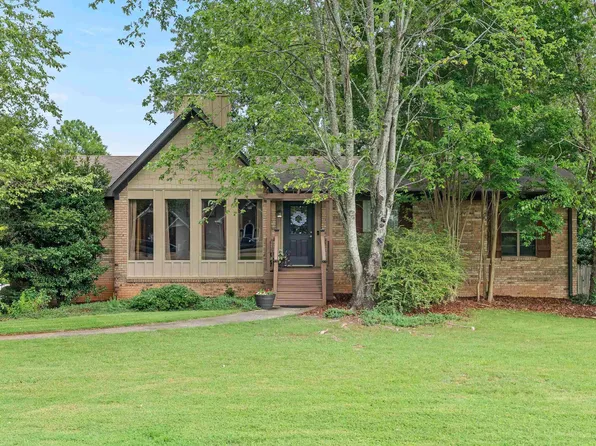 3961 S Shades Crest Rd, Birmingham, AL 35244