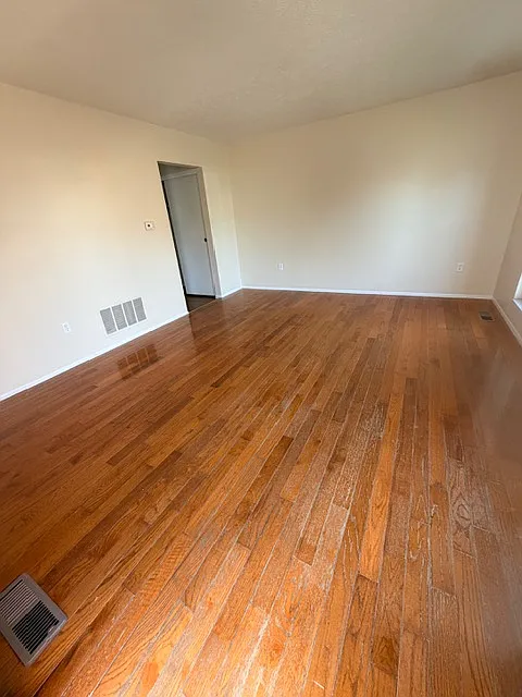 2 bed, 1008 sqft, $1,400 — Photo 3