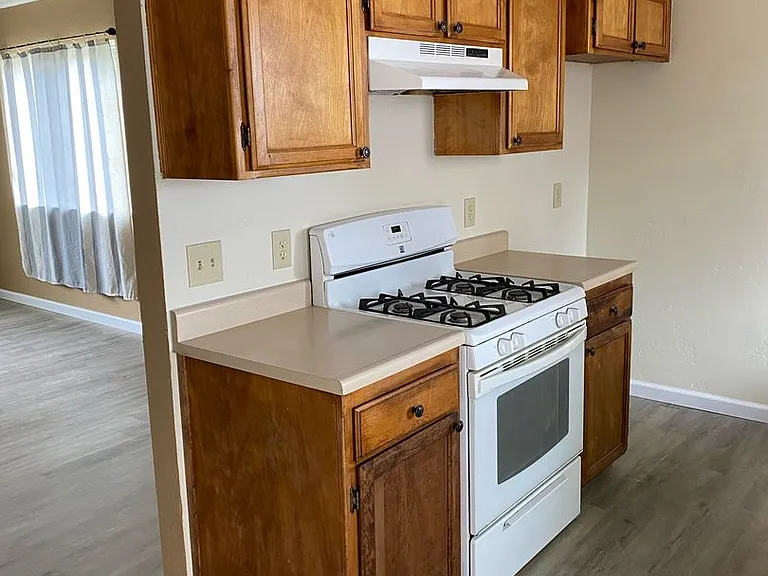 1149 North Blvd — Photo 4