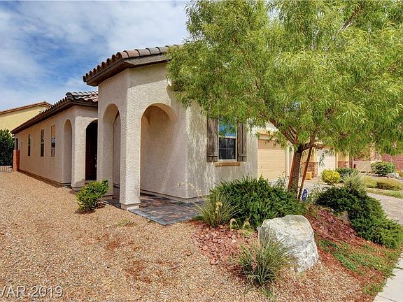 3rd image of 246 Garden Arbor Ct