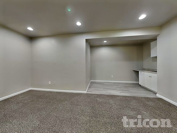 4th image of 19760 E 61st Dr
